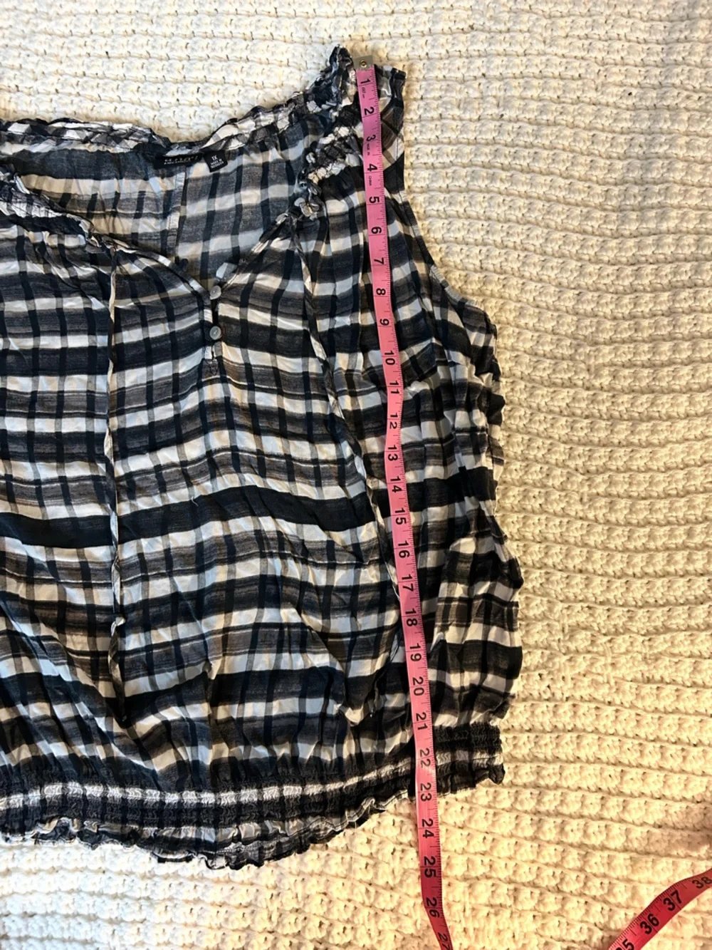 a.n.a Black and White Plaid Ruffled Hem Sleeveless Camisole